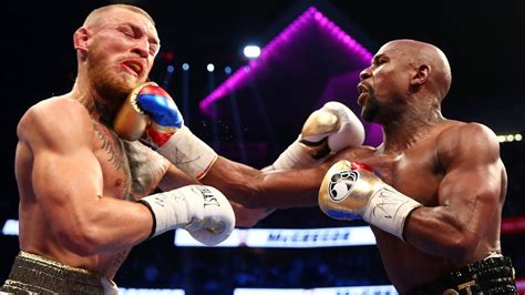 Floyd Mayweather Jr. defeats Conor McGregor by TKO in 10th .
